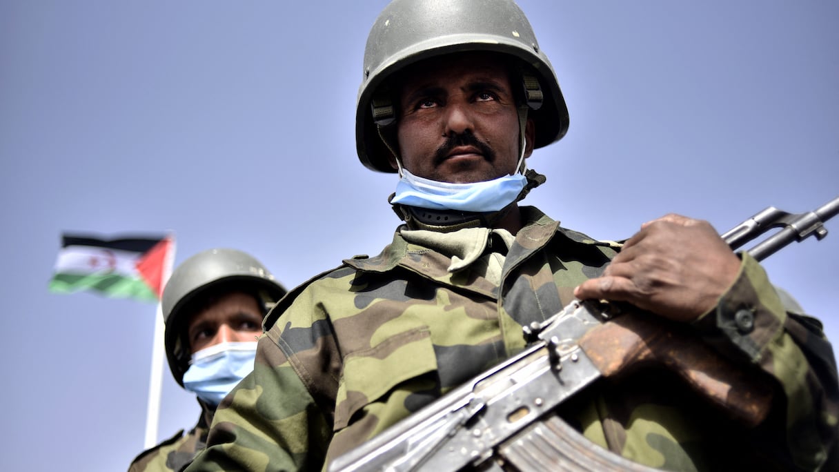Des miliciens du Polisario lors d'une parade du front à Tindouf, en Algérie.