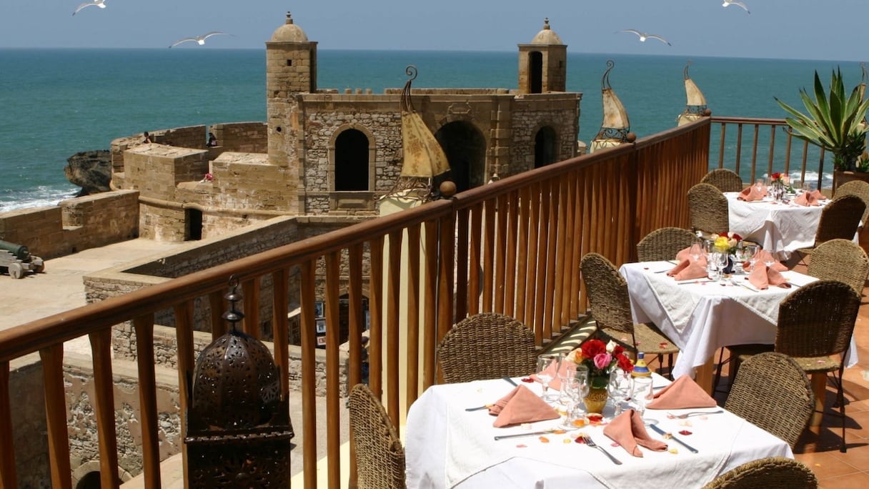 A Essaouira, des touristes ont été agressés à la sortie d'un restaurant pour avoir "déjeûné" en plein Ramadan.