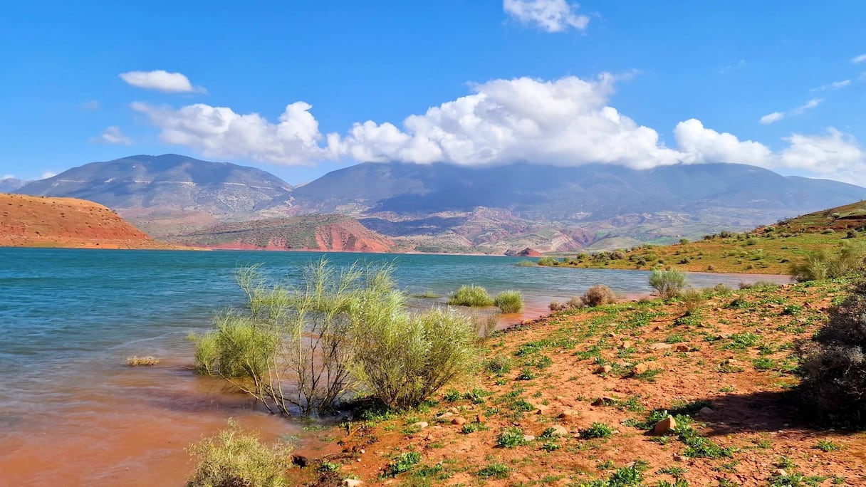 مياه سد بين الويدان تغمر مناطق ضربها الجفاف منذ عشر سنوات تقريبا
