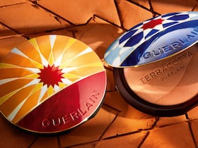 La collection "Terracotta Golden Dunes" de Guerlain s'inspire du Sahara marocain et de l'art du zellige perpétué par le savoir-faire ancestral du royaume.