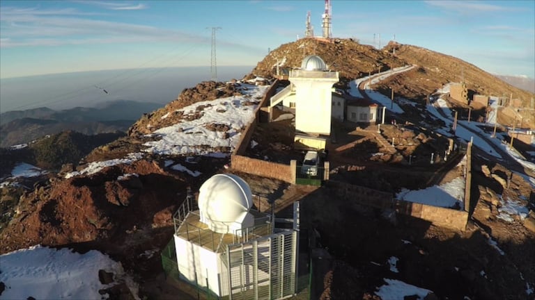 Dans le Haut Atlas, le télescope TRAPPIST-Nord de l'Observatoire de l'Oukaïmeden a permis à des chercheurs marocains de participer significativement à une découverte annoncée par la NASA, en 2017: 7 exoplanètes, dont 3 potentiellement habitables.